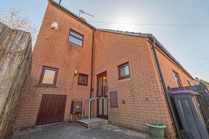 3 Bedroom Terraced House For Sale In Turnpike Close, Pontypool, NP4
