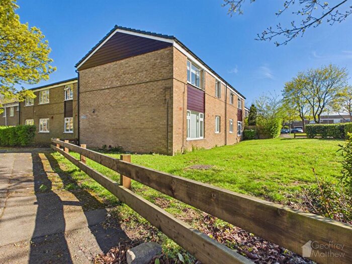 1 Bedroom Flat For Sale In Beverley Road, Stevenage, SG1