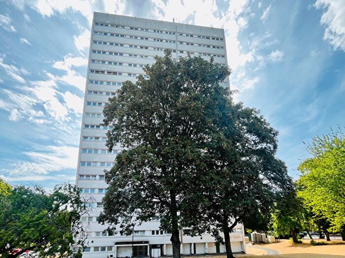 1 Bedroom Flat For Sale In Century Tower, Dollery Drive, Birmingham, B5
