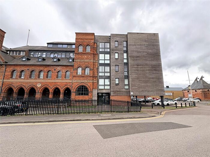 2 Bedroom Apartment For Sale In The Roundhead Building, Warwick Brewery, Newark, Notts, NG24