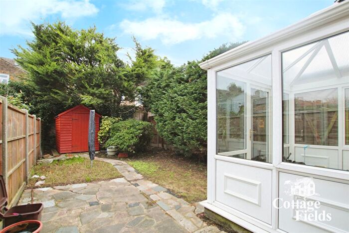 3 Bedroom Property To Rent In Tenniswood Road, Enfield, EN1