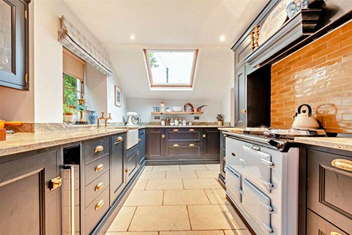 4 Bedroom Detached House For Sale In Llanegwad, Nantgaredig, SA32