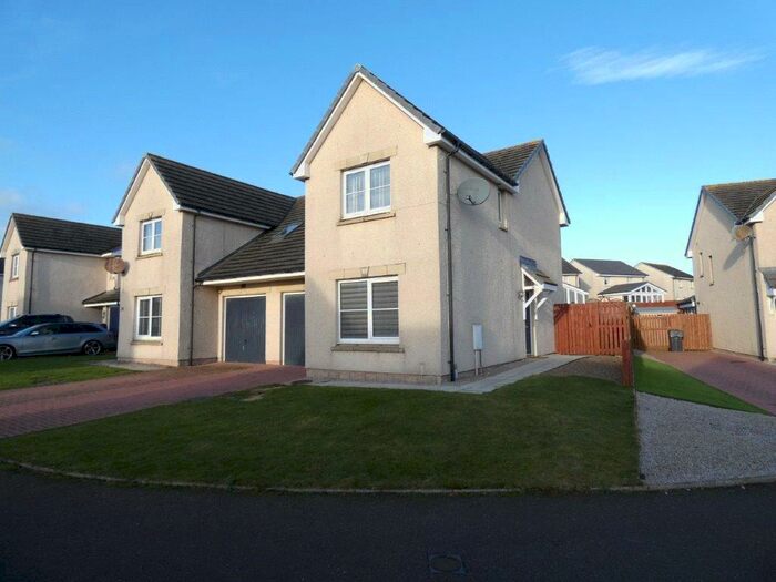 3 Bedroom Semi-Detached House To Rent In Hillside Drive, Portlethen, Aberdeen, AB12
