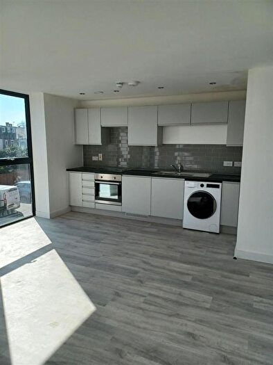 1 Bedroom Flat To Rent In Palatine Road, Manchester, M22