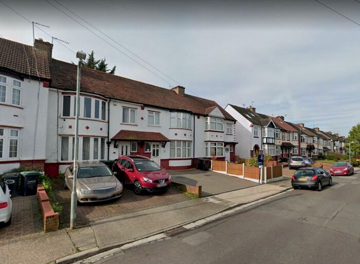 3 Bedroom House To Rent In The Fairway, Gravesend, Kent, DA11