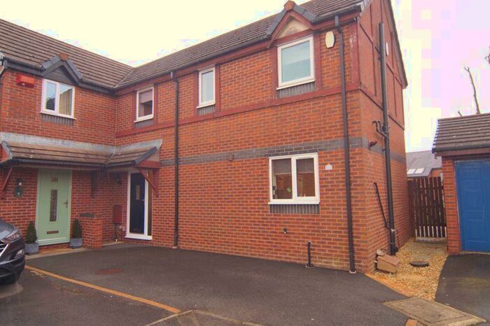 3 Bedroom Semi-Detached House To Rent In Hill Top Close, Freckleton, Preston, ., PR4