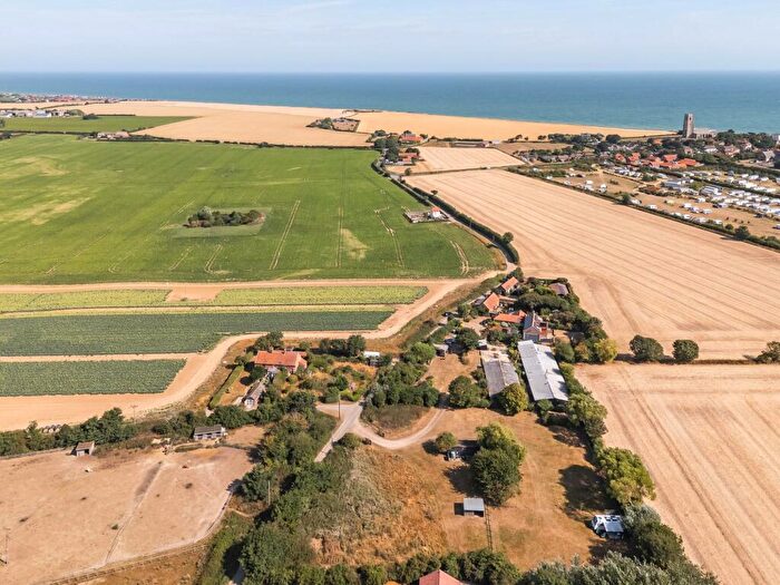 5 Bedroom Barn Conversion For Sale In Grub Street, Happisburgh, NR12