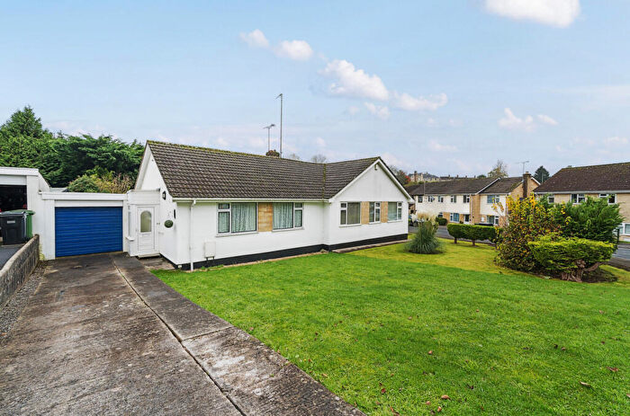 2 Bedroom Semi-Detached Bungalow For Sale In Brookside, Paulton, Bristol, BS39
