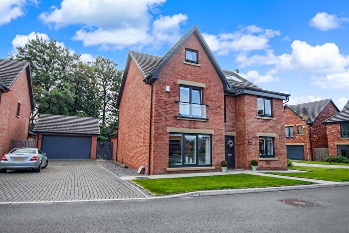 5 Bedroom Detached House For Sale In Sessay Grange, Nunthorpe, TS7
