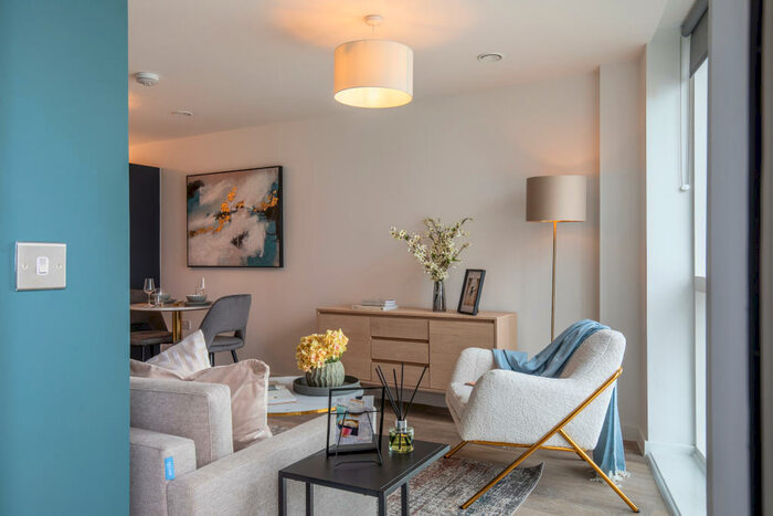 2 Bedroom Apartment To Rent In Vantage Tower, Centenary Plaza, SO19