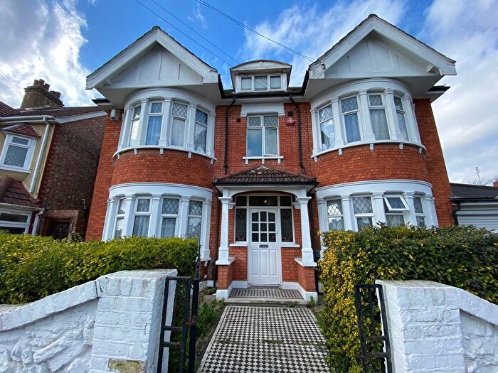 6 Bedroom Office To Rent In Hibernia Road, Hounslow, TW3