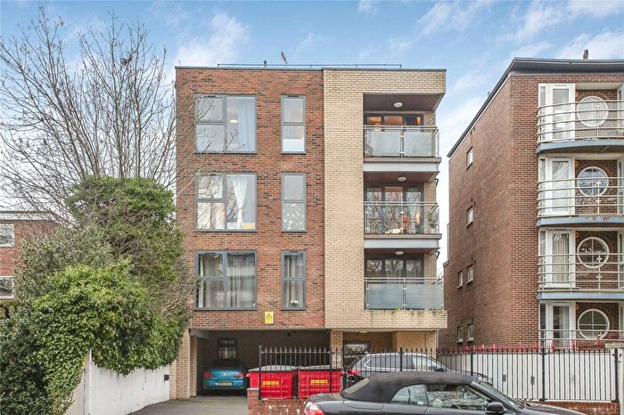 2 Bedroom Flat To Rent In Anthony House, Barnet, EN5