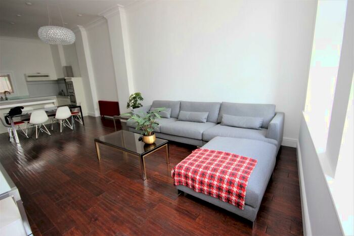 2 Bedroom Apartment To Rent In Chepstow House, Chepstow Street Manchester, M1