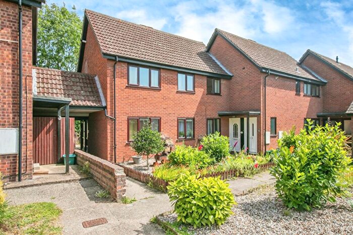1 Bedroom Maisonette For Sale In Silcock Close, Colchester, CO4