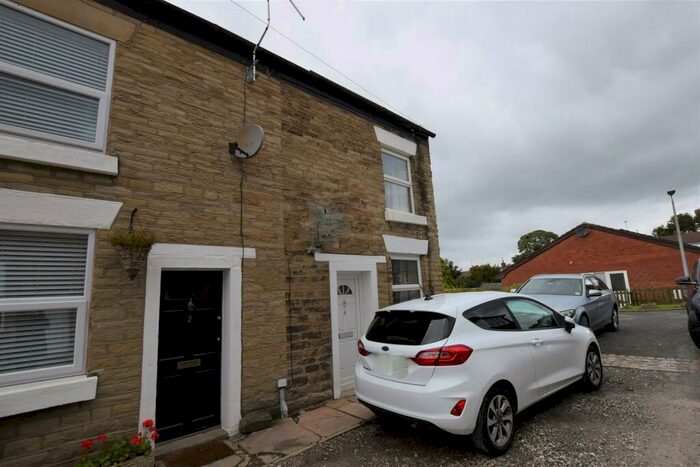 2 Bedroom End Of Terrace House To Rent In Howe Street, Macclesfield, SK10