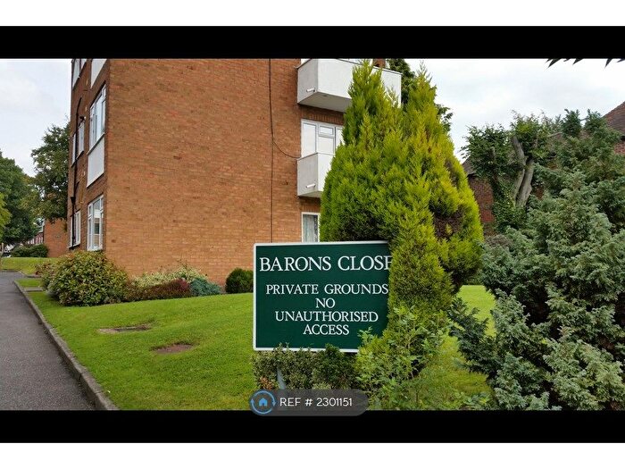 2 Bedroom Flat To Rent In Barons Close, Birmingham, B17