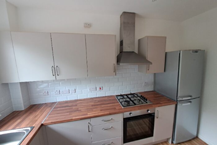 2 Bedroom Flat To Rent In , Benalder Street, G11