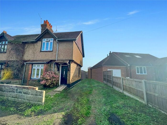 3 Bedroom Semi-Detached House For Sale In Gore Green Road, Higham, Kent, ME3