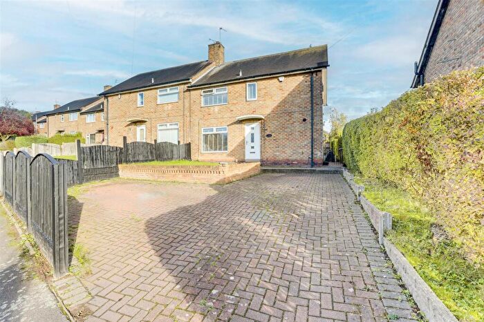 4 Bedroom Semi Detached House For Sale In Cherry Orchard Mount, Nottingham, NG5