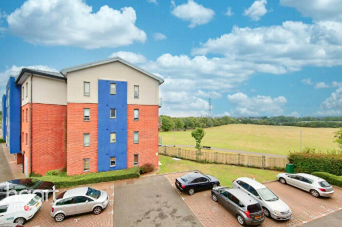 2 Bedroom Apartment For Sale In Cleeve Way, Sutton, SM1