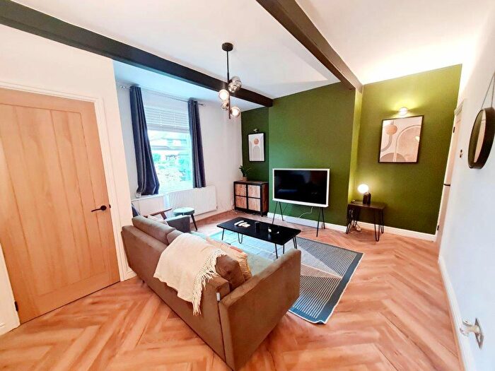 2 Bedroom End Of Terrace House For Sale In Moss Lane, Whitefield, M45