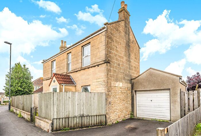 4 Bedroom Detached House To Rent In Upper Bloomfield Road, Bath, Somerset, BA2