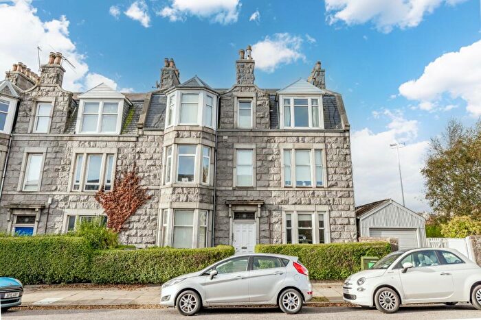 1 Bedroom Flat To Rent In Whitehall Road, Flat, Aberdeen, AB25