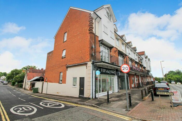 1 Bedroom Flat To Rent In Lynchford Road, Farnborough, Hampshire, GU14