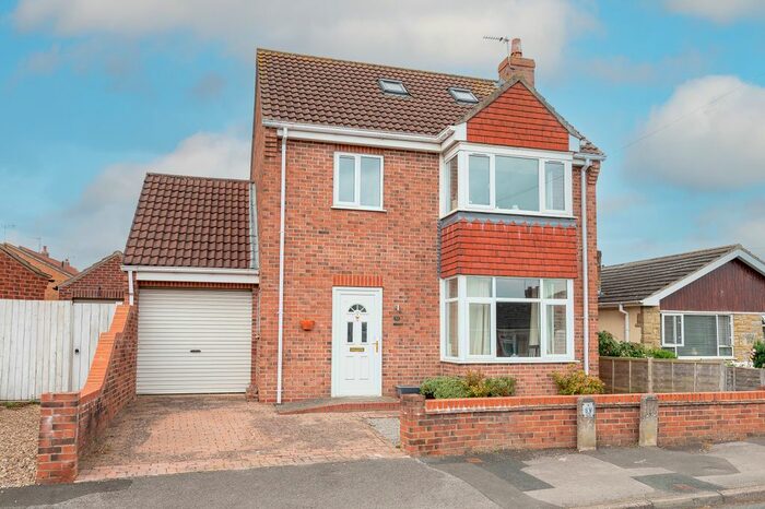 3 Bedroom Detached House To Rent In Leasmires Avenue, Easingwold, York, YO61