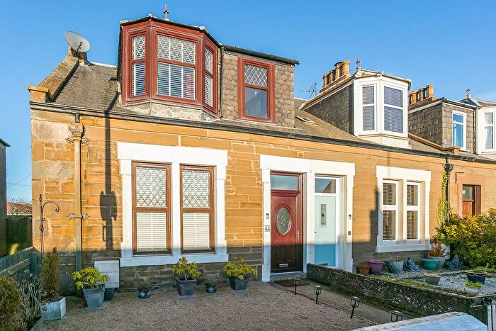 3 Bedroom Terraced House For Sale In Kinloch Street, Carnoustie, DD7