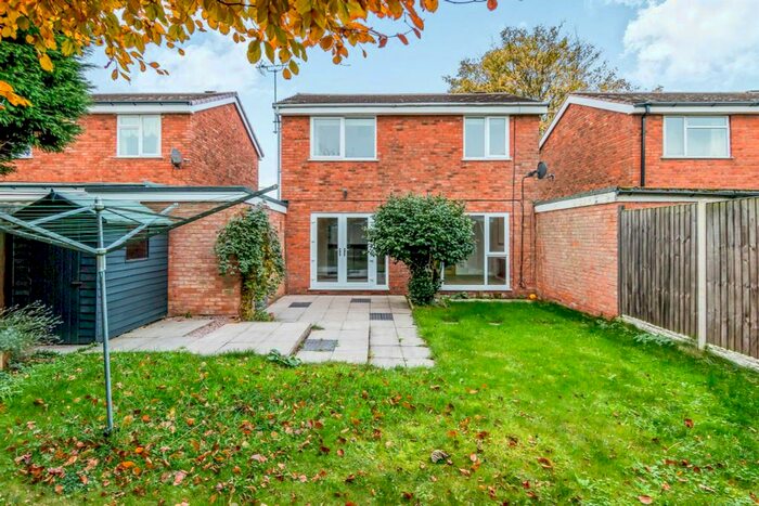 3 Bedroom Detached House To Rent In Spencer Road, Lichfield, WS14