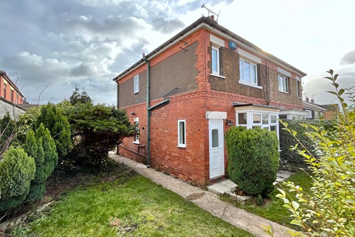 3 Bedroom Semi Detached House For Sale In St Marys Road, Tickhill, Doncaster, DN11