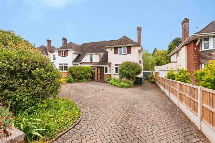 3 Bedroom Semi-Detached House For Sale In Mangotsfield Road, Mangotsfield, Bristol, BS16