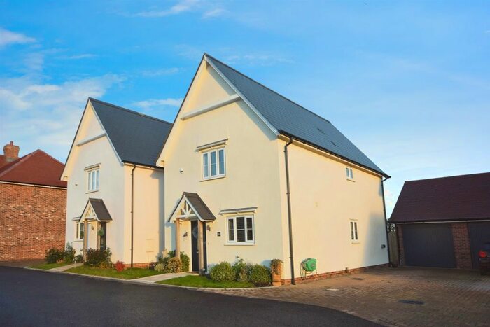 3 Bedroom Detached House For Sale In Parsonage Court, Great Tey, Colchester, CO6