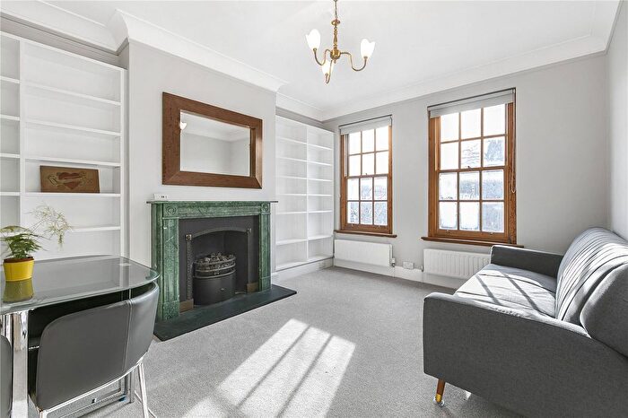 2 Bedroom Flat To Rent In Wharton Street, London, WC1X