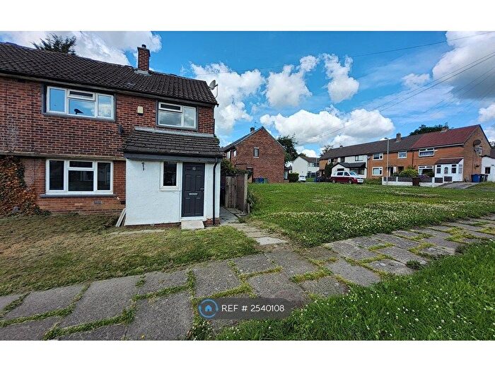 3 Bedroom Semi-Detached House To Rent In Radelan Grove, Radcliffe, Manchester, M26