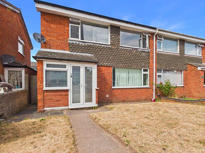 3 Bedroom Semi Detached House For Sale In Moat Croft, Chelmsley Wood, B37