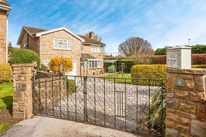 6 Bedroom Detached House For Sale In Finkle Close, Woolley, Wakefield, WF4