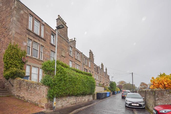 2 Bedroom Flat To Rent In Balfour Place, Carnoustie, Angus, DD7