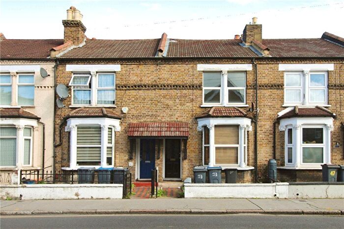 3 Bedroom Terraced House To Rent In Southbridge Road, Croydon, CR0