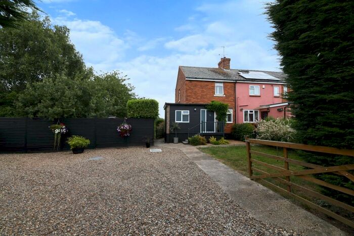 3 Bedroom House For Sale In Coastguard Cottages, Mill End, Bradwell-on-Sea, Southminster, CM0
