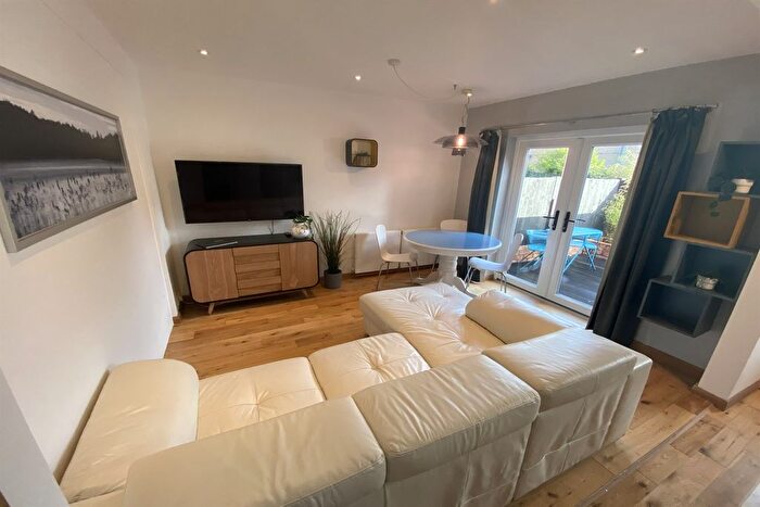 3 Bedroom Semi-Detached House To Rent In Salisbury Street, Beeston, NG9