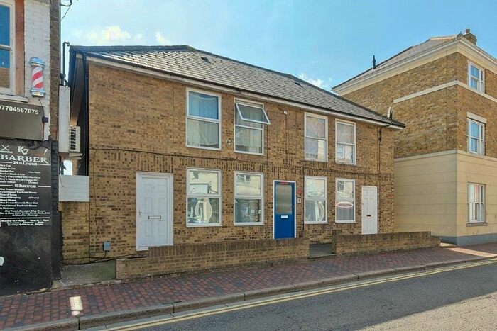 1 Bedroom Studio To Rent In East Street, Sittingbourne ME10