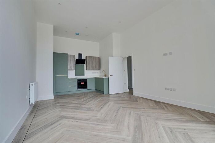 1 Bedroom Flat For Sale In Palmerston Road, Southsea, PO5