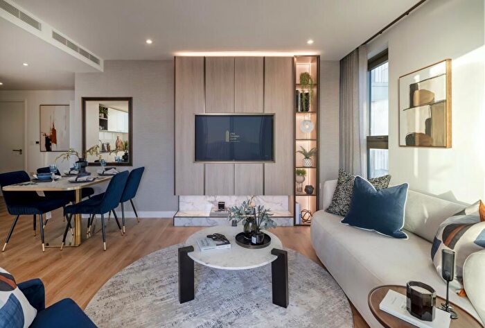 3 Bedroom Flat To Rent In Marsh Wall, London, E14