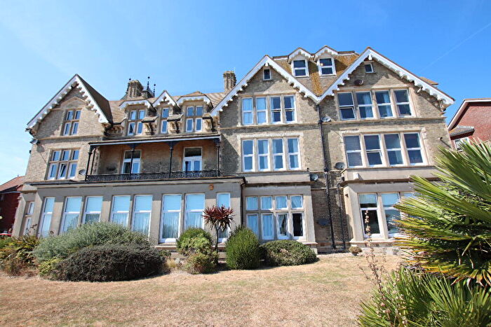 1 Bedroom Flat For Sale In The Towers, Vista Road, Clacton On Sea, CO15