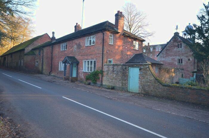 3 Bedroom Semi-Detached House To Rent In Whitmore Road, Whitmore, Newcastle-Under-Lyme, ST5