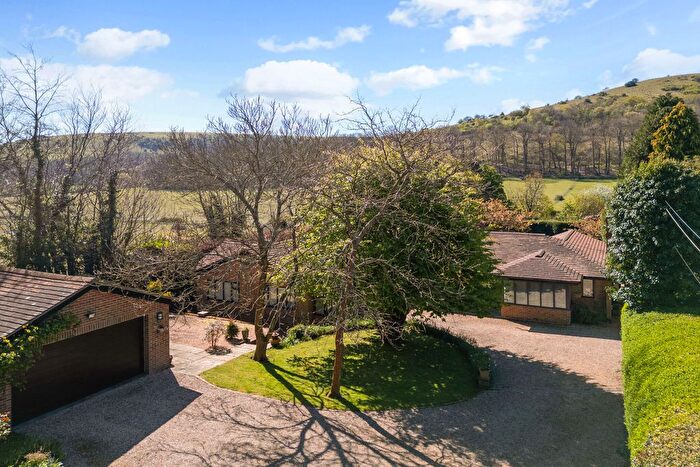 5 Bedroom Detached Bungalow For Sale In Greyfriars Lane, Storrington, RH20