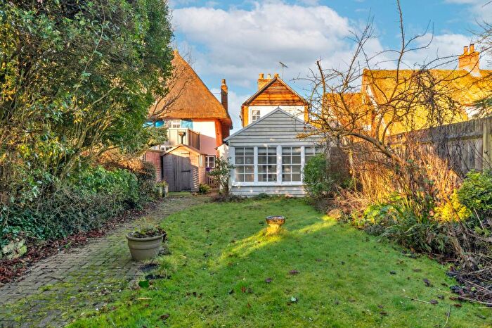 2 Bedroom Cottage For Sale In High Street, Barkway, SG8