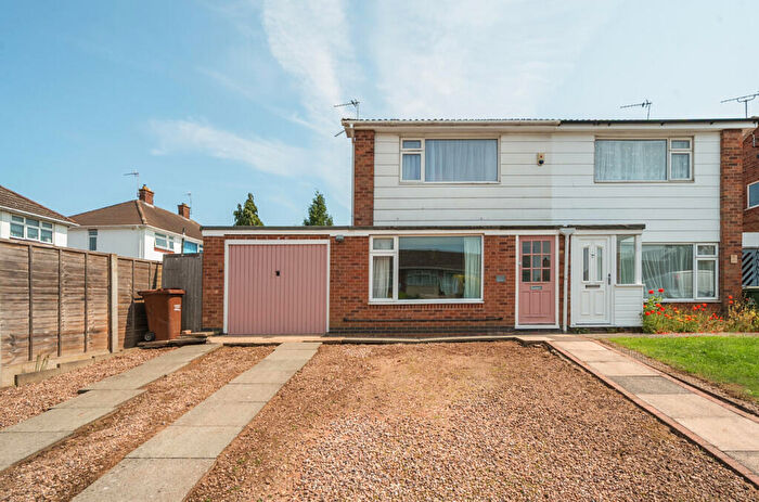 3 Bedroom Semi-Detached House For Sale In Wards Crescent, Sileby, Loughborough, LE12